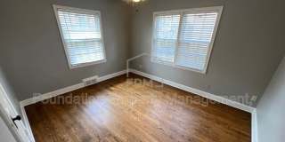 252 East Edwin Circle Gallery 16