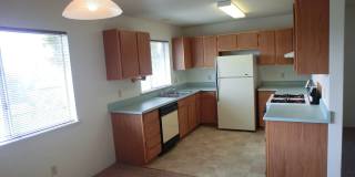 2 BED 1 BATH DUPLEX Gallery 3