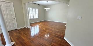 Spacious Two-Story Home with Hot Tub, Pool Table & Fenced Yard in Panther Creek Gallery 7