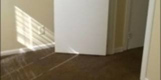 3 Bedroom one bath convenient location Gallery 4