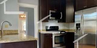 Large 4 bed in Brookline Gallery 10