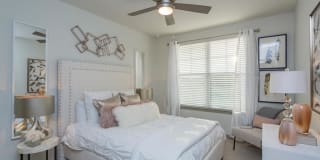 Tapestry at Brentwood Town Center Gallery 33