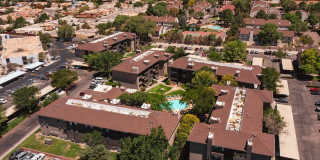 Candlelight Square Gallery 13