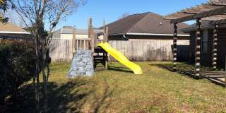 Available July 14, 2026 – 4 Bedroom Home in Navarre! Gallery 8