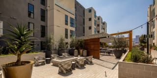 Llewellyn Gallery 48