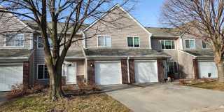 Beautiful 2 bedroom, 2 bath Town house in West Des Moines Gallery 1