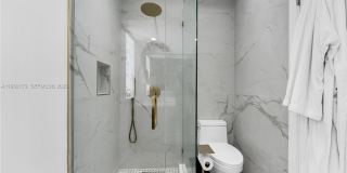1826 Fairhaven Pl Gallery 23