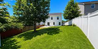 5707 LOWELL Street Gallery 4