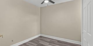 2440 CARPENTER Street Gallery 8