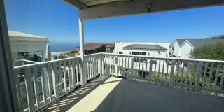 Beautiful Laguna Beach home! Gallery 15
