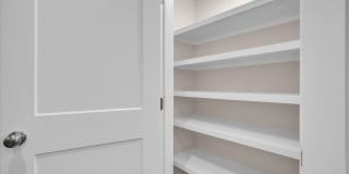 195 Romney Street Gallery 5