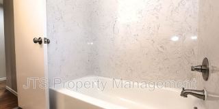 6565 S. Land Park Drive Gallery 34