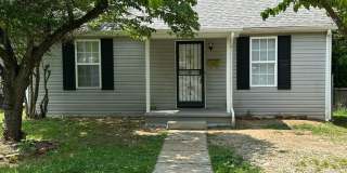 Charming 2 bedroom, 1 bathroom home located in the heart of East Knoxville Charming 2 bedroom, 1 bathroom home located in the heart of East Knoxville Gallery 1