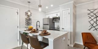 The Ace Apartments Gallery 6