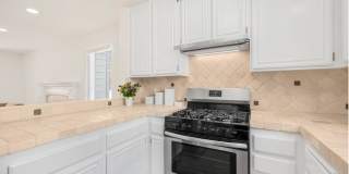 Beautiful, Quiet, Furnished, Upgraded Home in Heart of Torrance for Short Term Rental Gallery 11