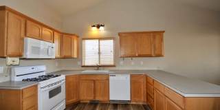 3 bed 2 bath rancher with office Gallery 14