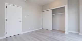 2385 Folsom Gallery 9