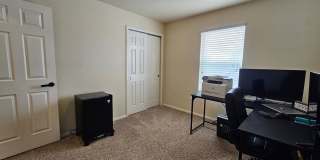 3 Bed 3 bath house in 80916! Gallery 23