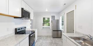 Updated 2-Bedroom Home with Modern Comforts Near Downtown Wilmington Gallery 13