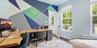 1041 Scenic Boulevard Gallery 17