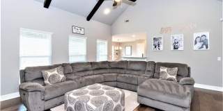 Stylish 3-Bedroom, 2-Bathroom Home for Rent! Gallery 9
