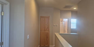 Adorable 3 bedroom 2.5 bath Gallery 22
