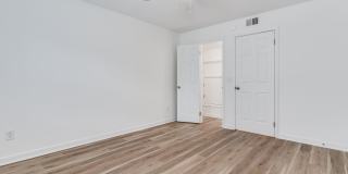Charming 1-bedroom, 1-bath apartment located in the highly sought-after Rosewood area! - Apt 1 Gallery 15