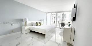 1717 N Bayshore Dr A-1950 Gallery 10