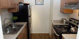 The Lake Shore Apartments Gallery 53