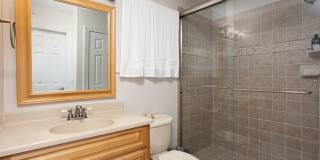 Contemporary 3-Bedroom 2-Bath Townhome in Chapel Hill Close to UNC and Hospital! Gallery 9