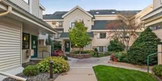 Edinborough Condominiums! 1 Bedroom + Den for Rent! Underground Heated Parking! Gallery 1