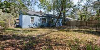 Charming Duplex Near Daffin Park with Private Fenced Yard and Off-Street Parking Gallery 19