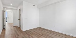 Onyx on Park Gallery 120