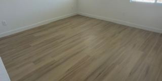 Henderson 3 Bedroom Townhouse! Gallery 32