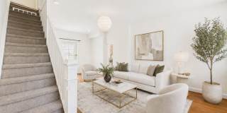 SEPTEMBER 1 3 BED/1BATH SOCIETY HILL TOWNHOUSE WITH PARKING! Gallery 4
