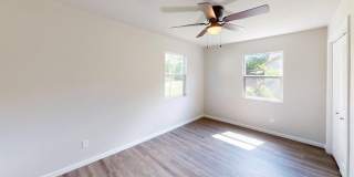 519 E Gandy Street Gallery 9