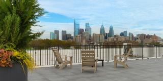 Graduate Pointe Gallery 120