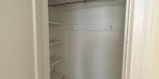 New King Edward Gallery 862