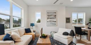 3214 N ELMENDORF ST Gallery 6