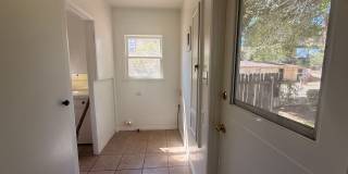 2 Bedroom 1.75 Bathroom in Riverside 2 Bedroom 1.75 Bathroom in Riverside Gallery 3