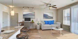 HiLine at Littleton Commons Gallery 19