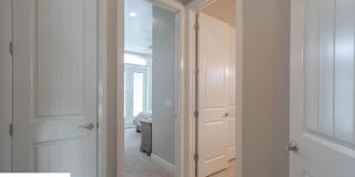 Stunning 2 Bedroom Fully Furnished Home. Community Pool & Mini Golf! Gallery 40