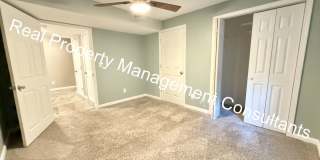 Spacious 4 Bed, 4 Bath Home with 3+ Car Garage and Amazing Amenities in Liberty schools! Gallery 30