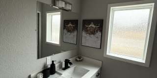 2819 South Pine Street Gallery 15