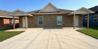 Modern 3-Bedroom Duplex Unit | Stylish Design & Prime Location Gallery 1