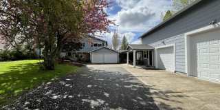 Comfortable Living in Bethany with Two Separate Units, Expansive 0.45-Acre Lot & Versatile Detached Shop Gallery 4