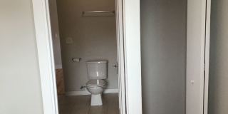 Single Family Home 3 beds 2 full bath Available Now! Gallery 3