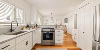 11 Hillview Avenue Gallery 2