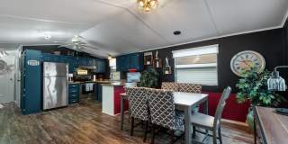 70 PALM LN. Gallery 1