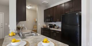 Pointe at Crestmont Apartments - Affordable Housing Gallery 3